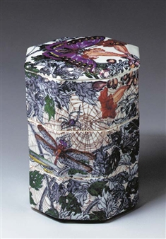 OCTAGONAL PORCELAIN THREE-TIERED FOOD CONTAINER WITH INSECT AND PLANT DESIGN - Susumu Ikuta