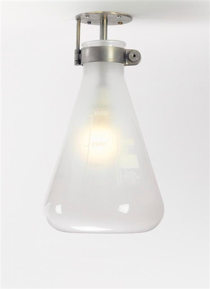 A SINGLE 3000ML LIGHT