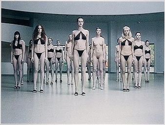 Vanessa Beecroft | VB 35, 1998, SOLOMON R GUGGENHEIM MUSEUM