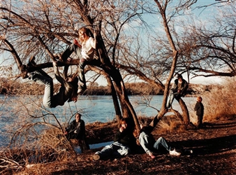 ALWAYS PLENTY TO EAT AND DRINK - Justine Kurland