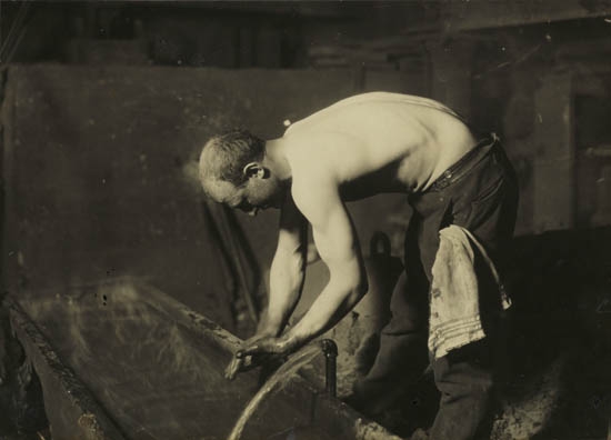 The Wash Up--Pittsburgh Steel Mill by Lewis Hine, 1909