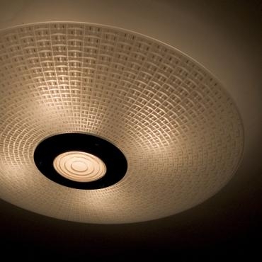 Kermit Berg: Nuclear Family / Wohlstandstraum - Lyons Wier Gallery