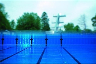 POOL MICHAELIBAD 2 - Sabine Haubitz & Stefanie Zoche