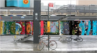 Whitney Heads for the High Line 