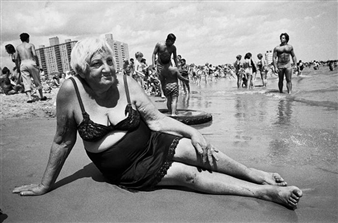 Bruce Gilden: Coney Island - Amador Gallery