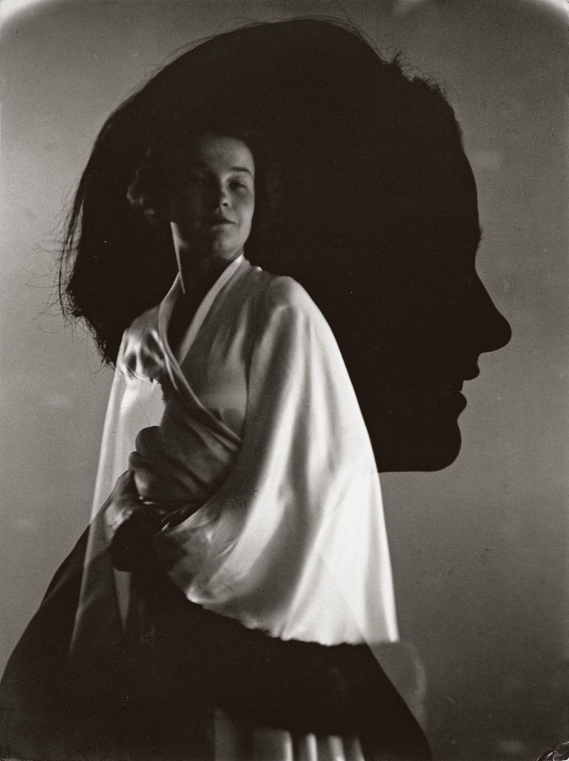 Edmund Kesting | UNTITLED (FIGURE AND OUTLINE) (1930) | MutualArt