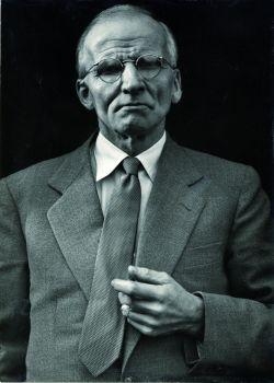 Albert Renger-Patzsch. by Sabine Renger, 1951