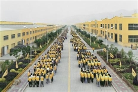 In Focus: Edward Burtynsky’s Manufactured Landscapes