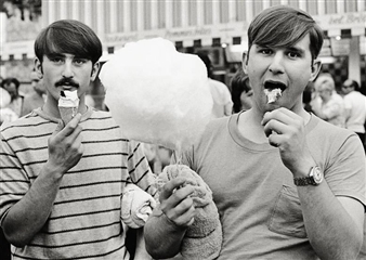AMERIKANISCHE SOLDATEN, DEUTSCH- AMERIKANISCHES VOLKSFEST, BERLIN - Gabriele & Helmut Nothhelfer