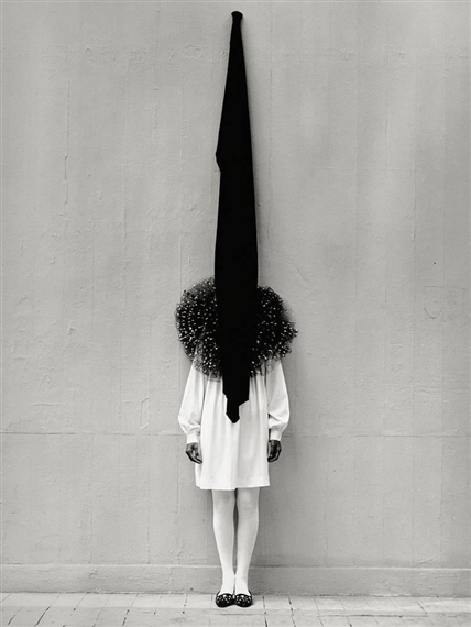 LESLIE WEINER, LONDON by Albert Watson, 1989