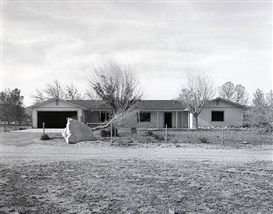 Art review: Mark Ruwedel at Gallery Luisotti