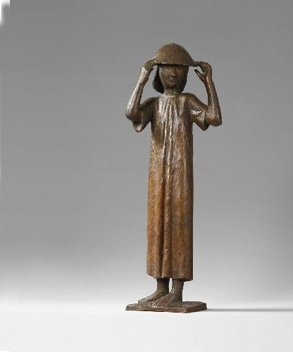 Artwork by Gerhard Marcks, MÄDCHEN MIT HUT (GIRL WITH HAT), Made of Bronze sculpture