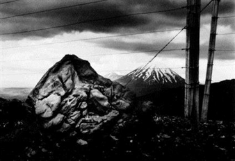 Ngauruhoe and Rock - Wayne Barrar