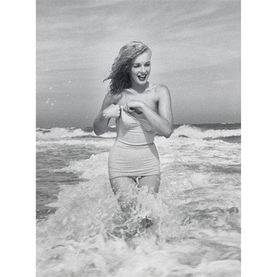 MARILYN MONROE ON TOBEY BEACH by Andre de Dienes, circa 1949