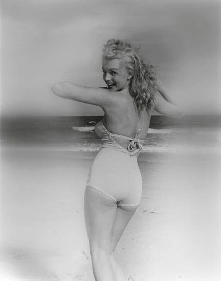 Marilyn Monroe by Andre de Dienes, 1949
