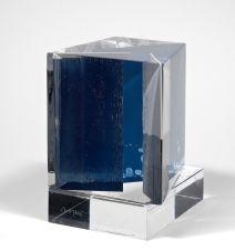 AU DELA DU BLEU CUBO VIRTUAL by Monique Rozanes