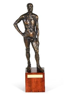 STANDING MALE NUDE - Johann Moolman