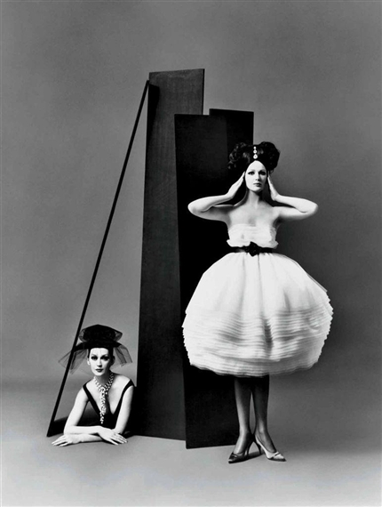 Dovima and Betsy Pickering, dresses by Lanvin-Castillo, Paris studio, August 1958 by Richard Avedon, printed in 1978