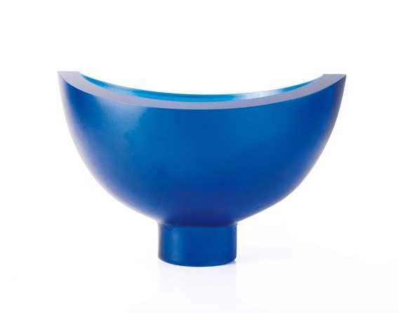 Pod Vase by Ann Robinson, 1999/2010