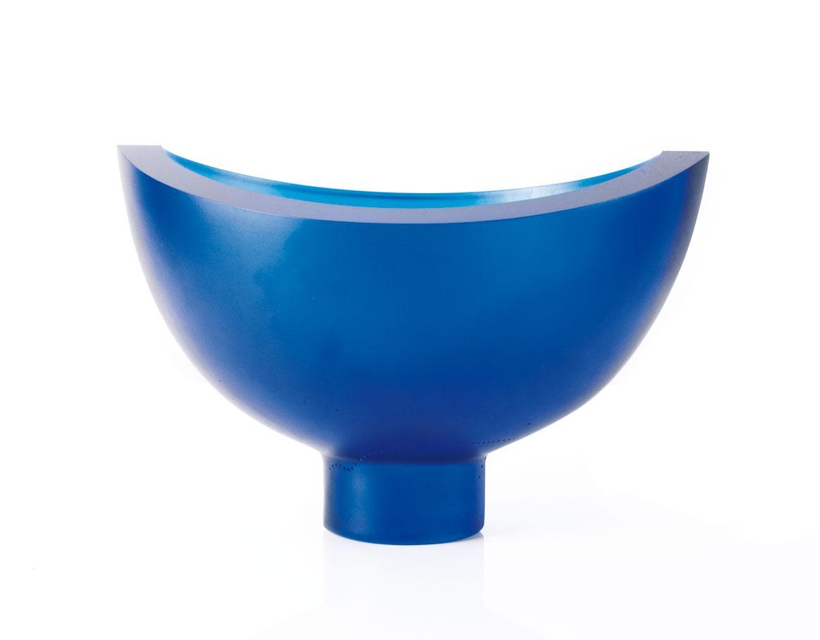 Artwork by Ann Robinson, Pod Vase, Made of lead crystal glass