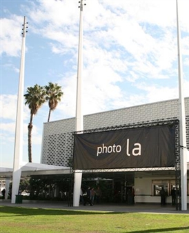 Photo LA 2011 - Artfairs inc
