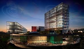 Ukraine financier tries to push modern art away from the mainstream in Russia