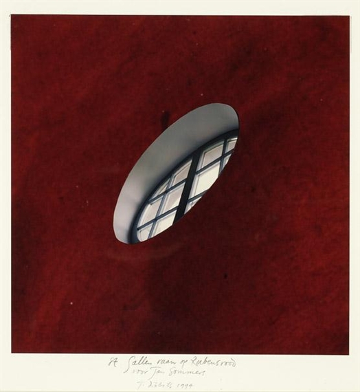 'St. Gallen raam op rubensrood'