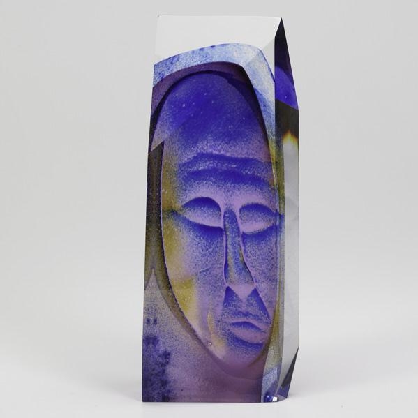 Artwork by Ken Carder, The Guardian, Made of Glass sculpture