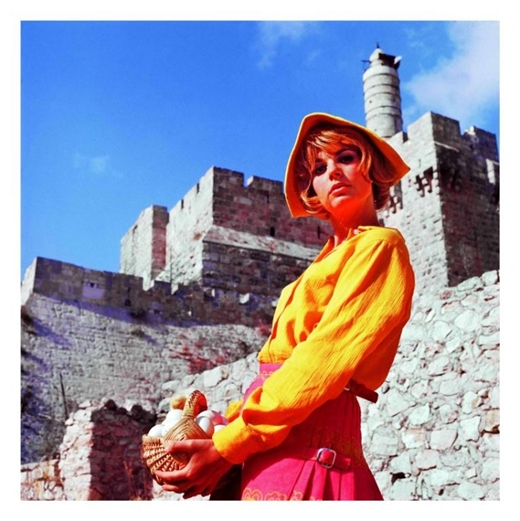 Untitled by Mula Eshet, 1968