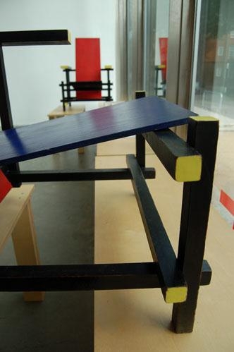 Summer Window 2011 - Gerrit Rietveld and Ami Kanki - Chelsea Space