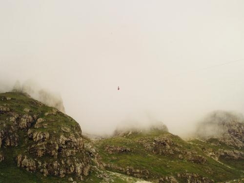 Seilbahn Dolomiten by Andreas Gursky, 1987