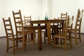 Country Club presents "Periodic Split" by American artist Beth Campbell
