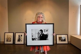 Topless-turvy times of Rennie Ellis 