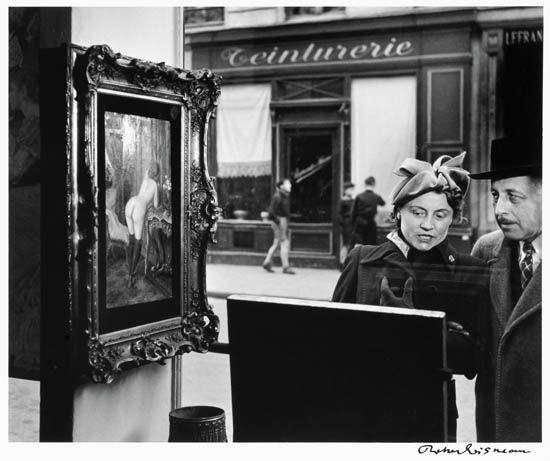 Un Regard Oblique by Robert Doisneau, 1948; printed 1980s
