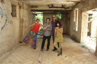 Meanwhile, in San Antonio: Wolverton and Guy Hundere