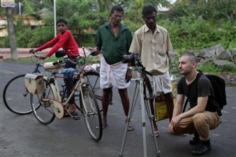 International artists arrive for biennale research 