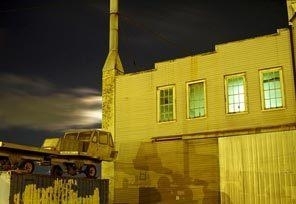 Colors that emerge from the night: photographer George Ciardi