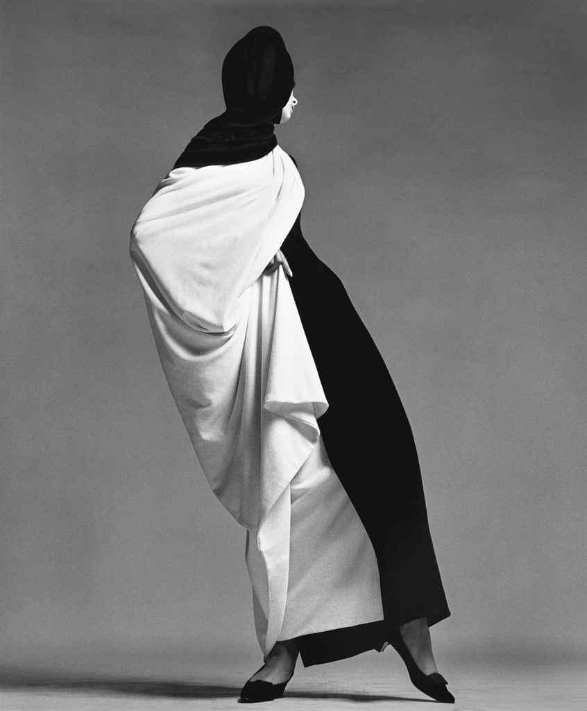 Richard Avedon | Jean Shrimpton, Toga by Forquet, Paris studio, August ...