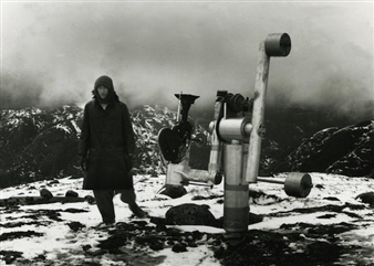 VISIT &#8220;Ends of the Earth &#8212; Land Art to 1974,&#8221;