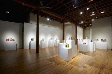 Lidya Buzio: Ceramics - Cecilia De Torres