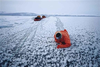 On Thin Ice, Arctic Ocean - Borge Ousland