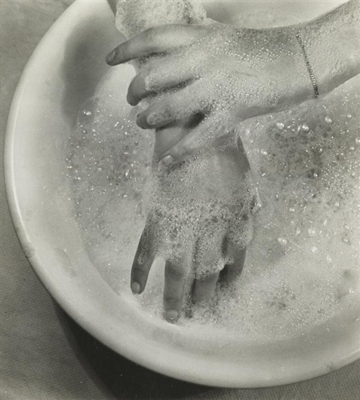SOAPSUDS by Ringl & Pit, Ellen Auerbach, 1930