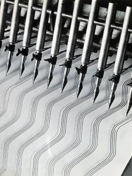 Schreibmaschine für Tintenprüfungen by Hein Gorny, 1938