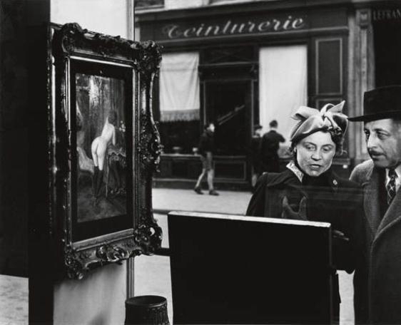 Un Regard Oblique by Robert Doisneau, 1948