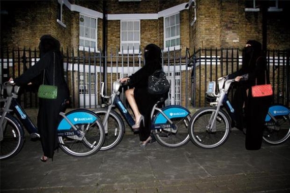 Pepsi or Coke II - Yulia Lebedeva