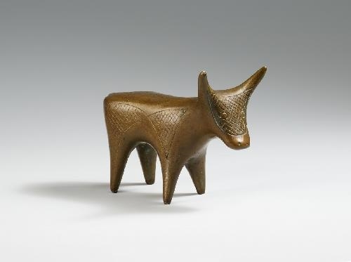 STEHENDE KUH (ZINKKUH) by Ewald Mataré, 1938 (1975)