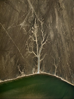 Edward Burtynsky: Water - Galerie Stefan Röpke