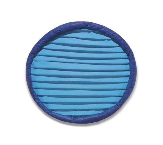 Bola II by Leda Catunda, 1990