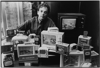 Jaime Davidovich: Museum of Television Culture - Churner and Churner