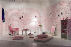 Nezaket Ekici marks first retrospective and solo show in London by covering gallery in kisses
